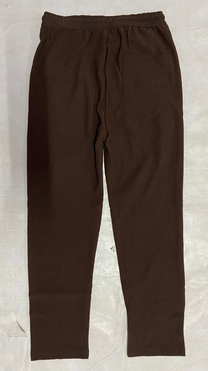 Men’s Brown Loose Fit Corduroy Cargo Trousers – Comfortable, durable casual pants with stylish cargo design for everyday wear.