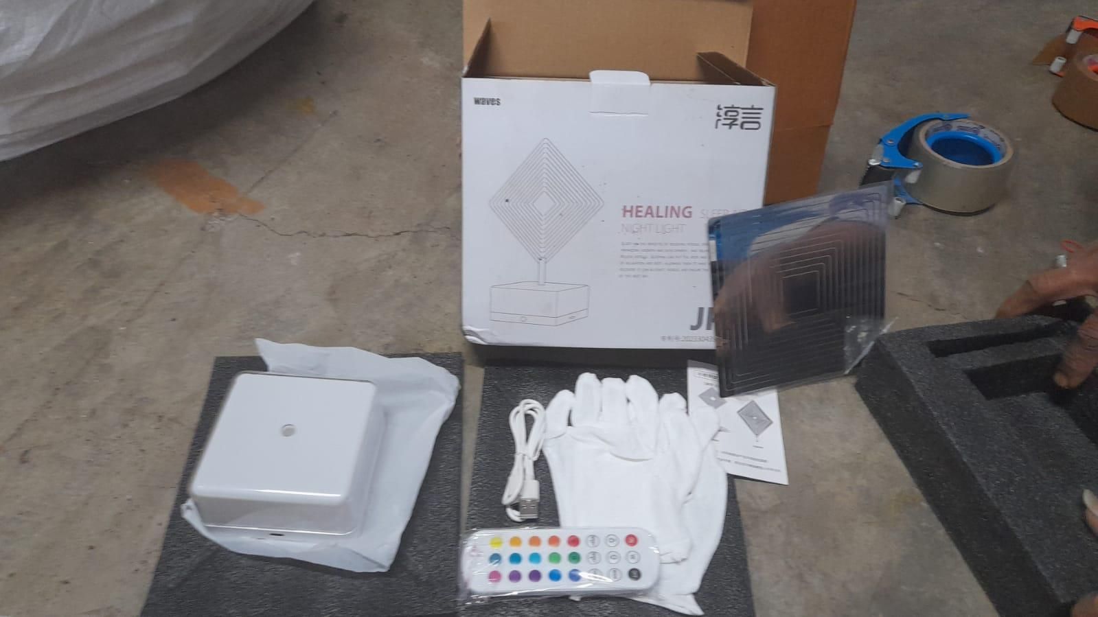 3D 360 Rotating Square Night Light | neomarketshop