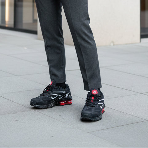 Nike Shox Supreme – Premium performance sneakers in black with top-quality materials, comfort, and stylish design.