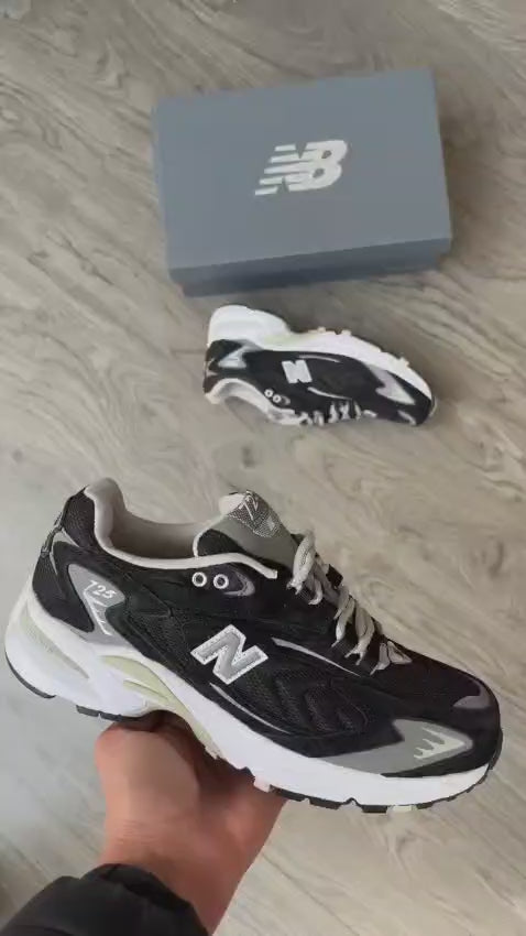 New Balance 725 – 10A Premium leather sneakers with top-quality craftsmanship, comfort, and stylish everyday design.